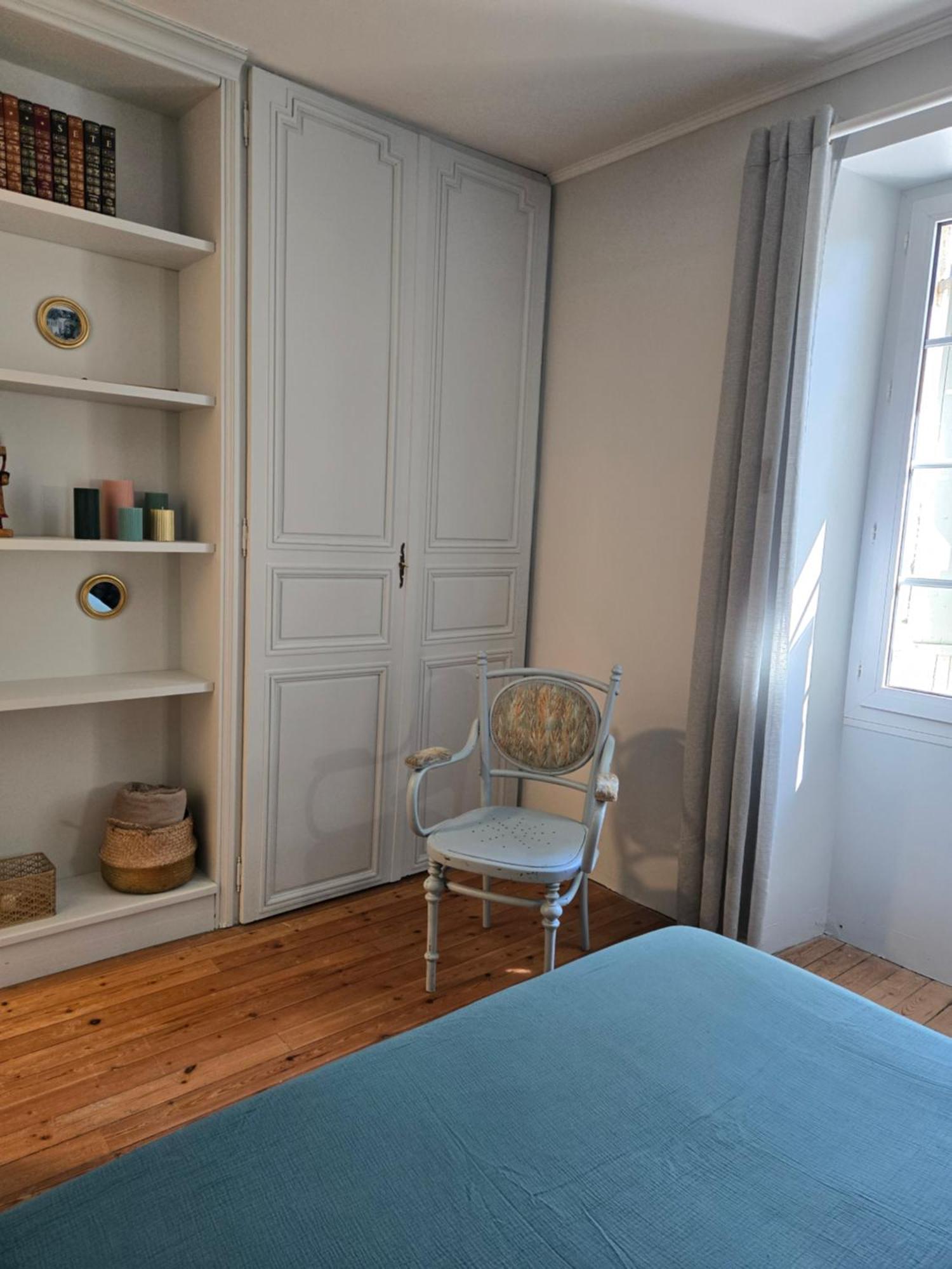 Gite Entre Bordeaux Et Saint-Emilion Génissac Exterior foto